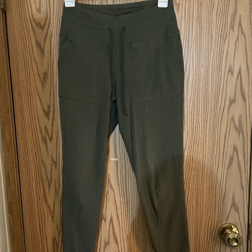 Wild Fable Green Sweatpants Joggers